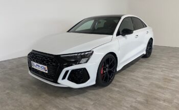 Audi RS3 2.5 TFSI quattro LIMO*MATRIX*RS-KERAMIKBREMSANLAGE*NAVI*VIRTUAL COCKPIT*ACC
