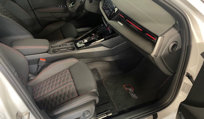 
								Audi RS3 2.5 TFSI quattro LIMO*MATRIX*RS-KERAMIKBREMSANLAGE*NAVI*VIRTUAL COCKPIT*ACC full									