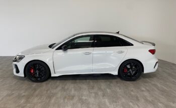 Audi RS3 2.5 TFSI quattro LIMO*MATRIX*RS-KERAMIKBREMSANLAGE*NAVI*VIRTUAL COCKPIT*ACC