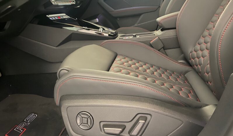 
								Audi RS3 2.5 TFSI quattro LIMO*MATRIX*RS-KERAMIKBREMSANLAGE*NAVI*VIRTUAL COCKPIT*ACC full									