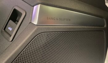 
									Audi RS3 2.5 TFSI quattro LIMO*MATRIX*RS-KERAMIKBREMSANLAGE*NAVI*VIRTUAL COCKPIT*ACC full								