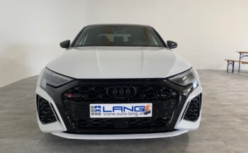 Audi RS3 2.5 TFSI quattro LIMO*MATRIX*RS-KERAMIKBREMSANLAGE*NAVI*VIRTUAL COCKPIT*ACC
