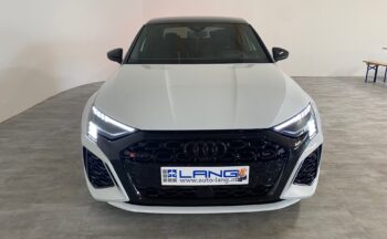 Audi RS3 2.5 TFSI quattro LIMO*MATRIX*RS-KERAMIKBREMSANLAGE*NAVI*VIRTUAL COCKPIT*ACC